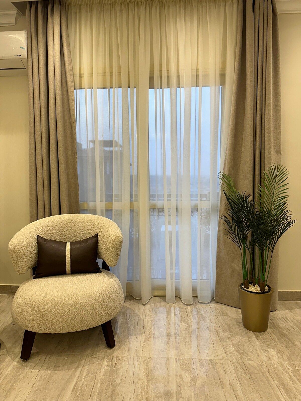 Al Khamayel 3BR Serviced Apartment Sheikh Zayed, photo 6