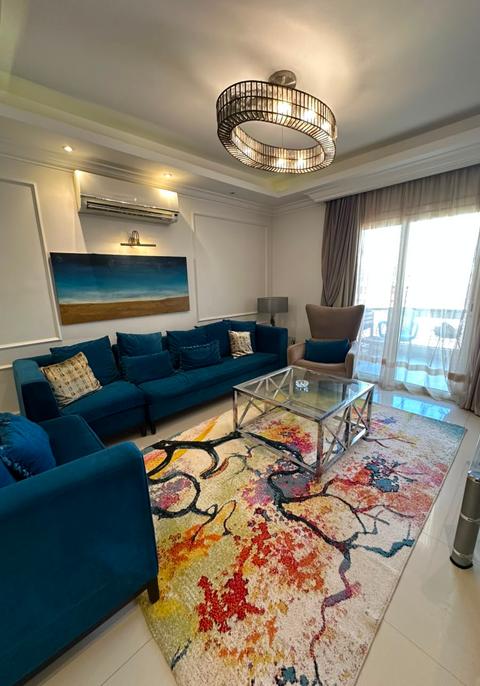 Modern 2-BR with Jacuzzi, 5 min from airport