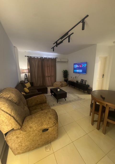 Cozy&Clean 2B Flat, Gated Comm, photo 4