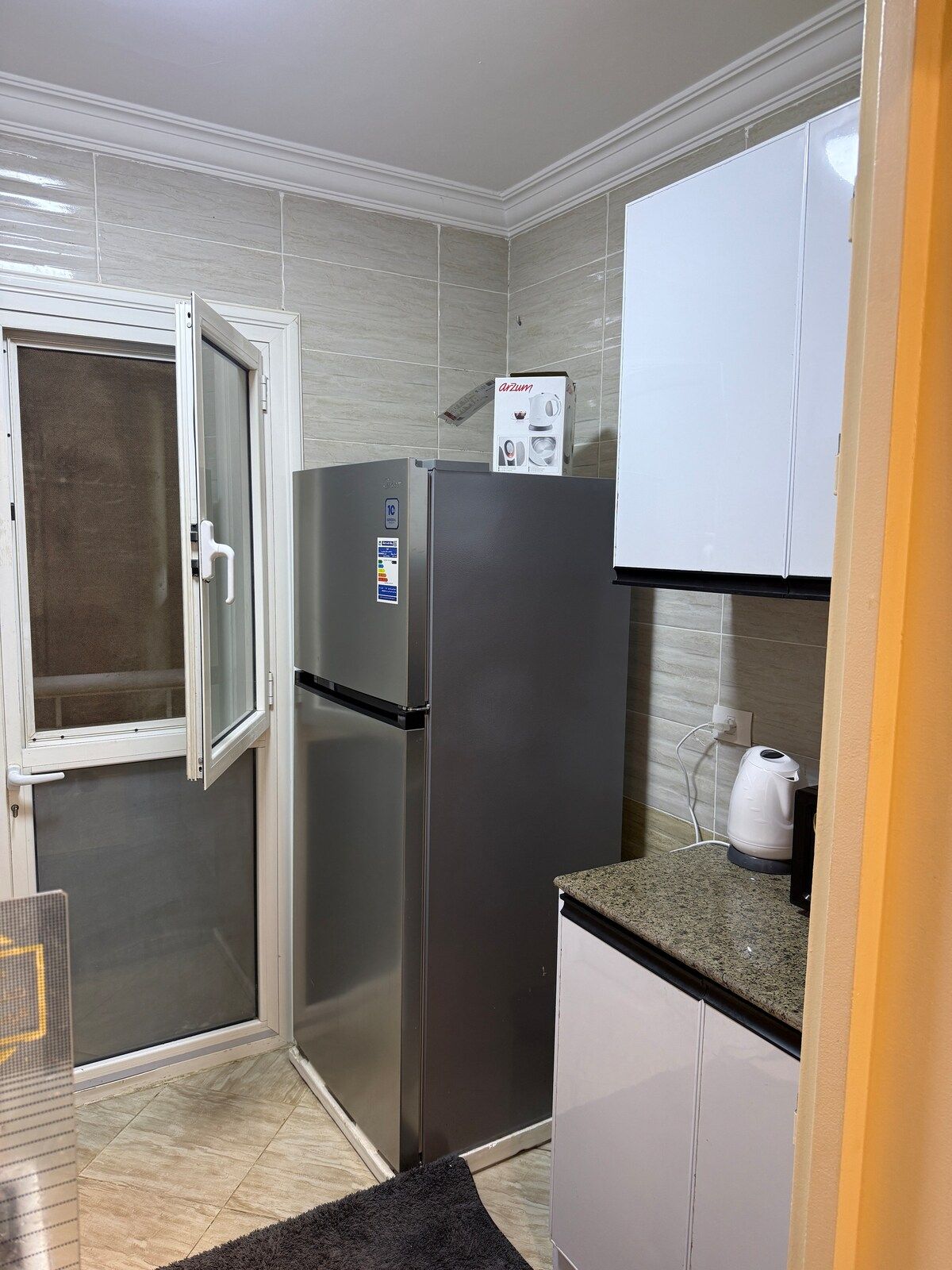 Lovely 2-BR apartment — photo 8