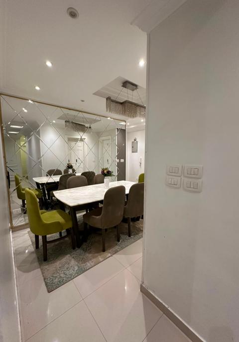 Modern 2-BR with Jacuzzi, 5 min from airport, photo 8