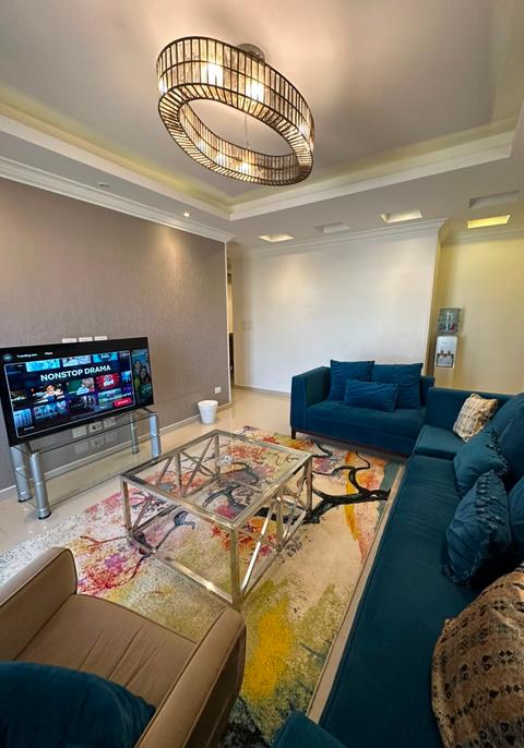 Modern 2-BR with Jacuzzi, 5 min from airport, photo 4