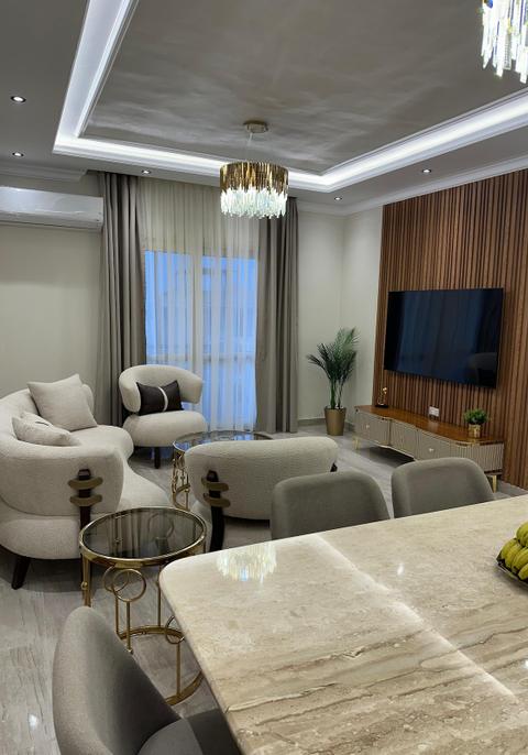 Al Khamayel 3BR Serviced Apartment Sheikh Zayed, photo 2