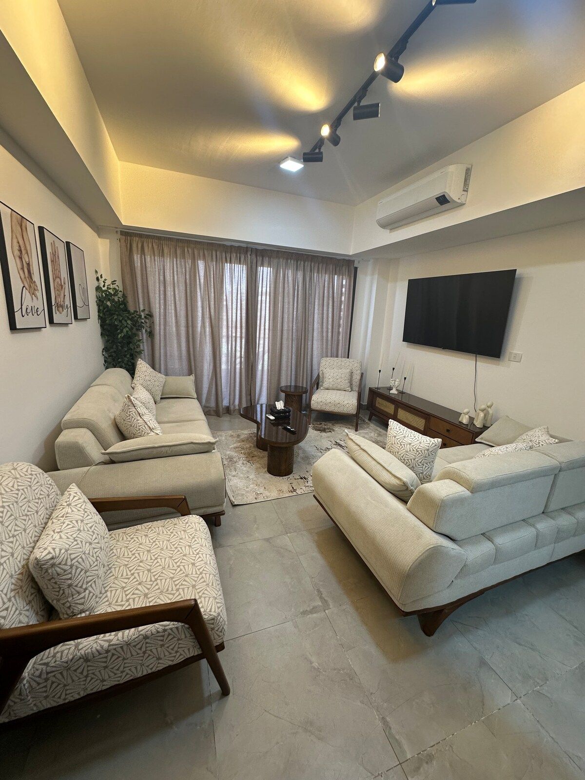 Chic 2-BR Apartment in privado, photo 3
