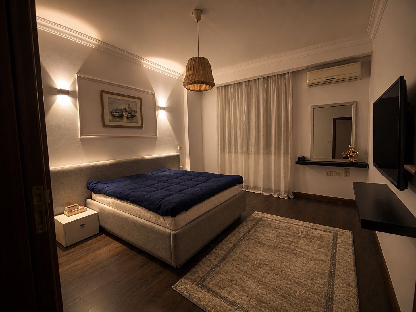 Spacious 2-BR with Private Garden Patio, photo 7