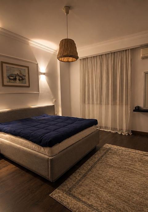 Spacious 2-BR with Private Garden Patio, photo 7