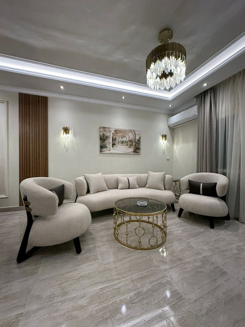 luxurious 3-BR in Central Location, photo 2