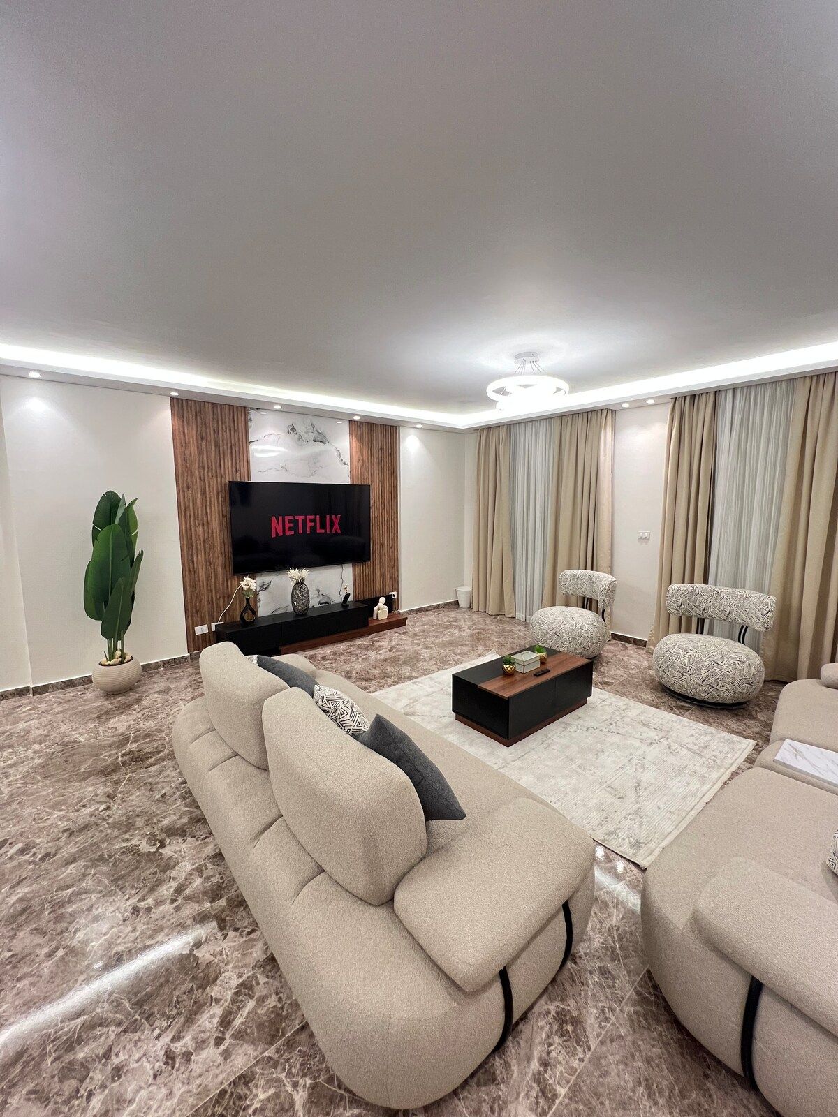 Chill Vibes 3-BR Apartment in Rehab, photo 3