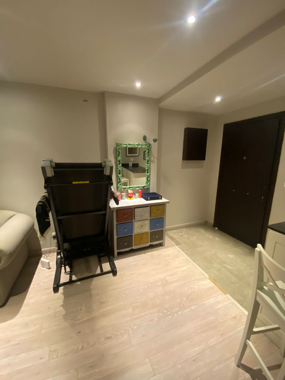 Elegant 2-BR with Garden-View Balcony, photo 6