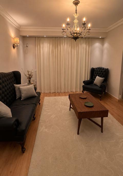 Spacious 2-BR with Private Garden Patio, photo 2
