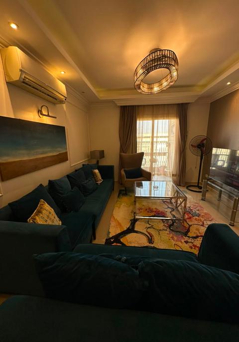 Modern 2-BR with Jacuzzi, 5 min from airport, photo 2